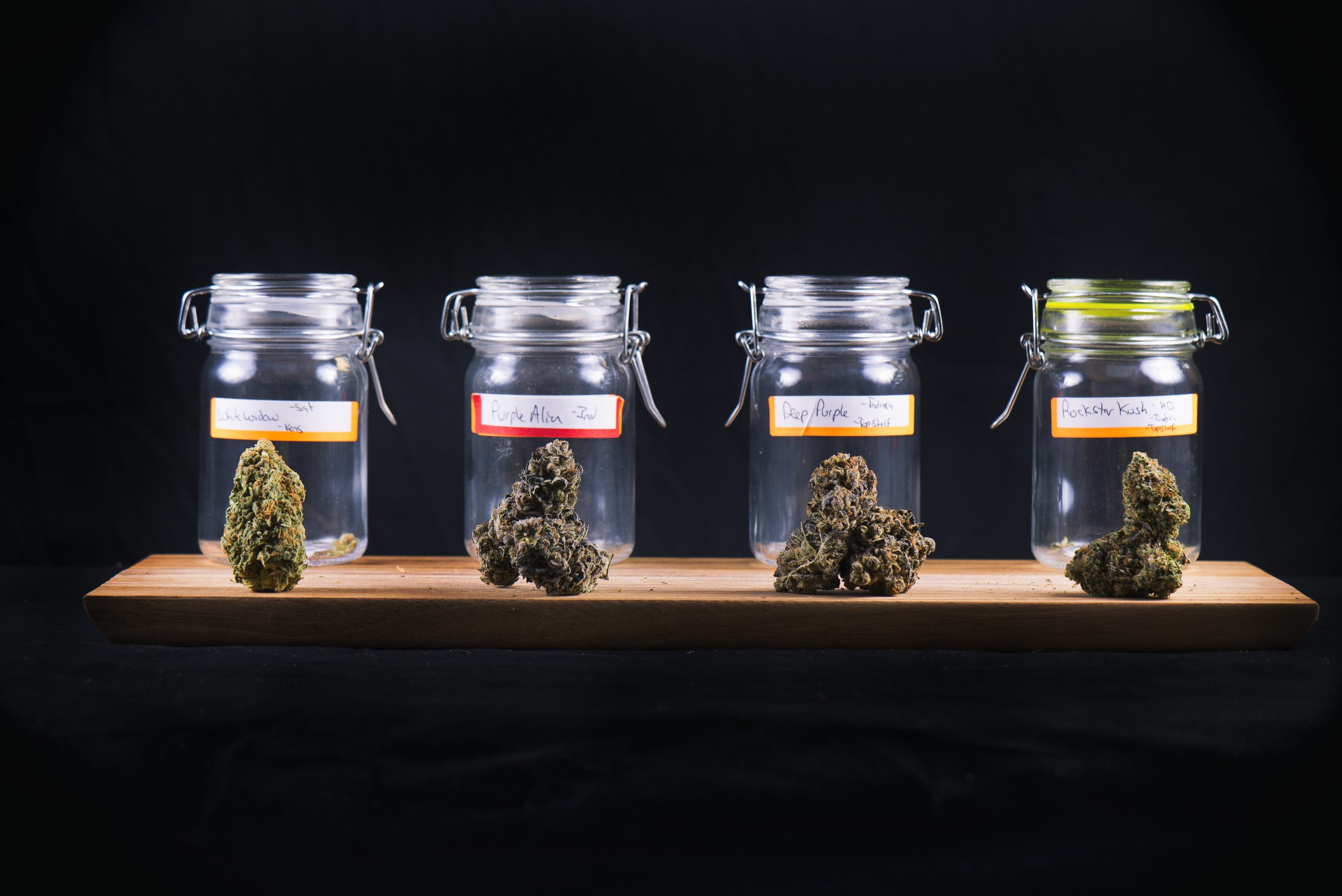 Best Cannabis Strains for Sleep and Insomnia