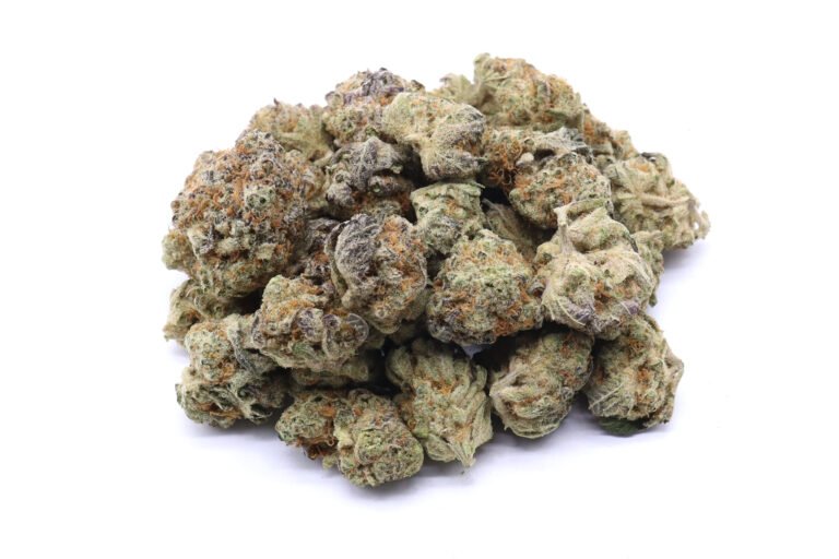 Green Crack Strain Small Buds - Sativa Dominant Hybrid