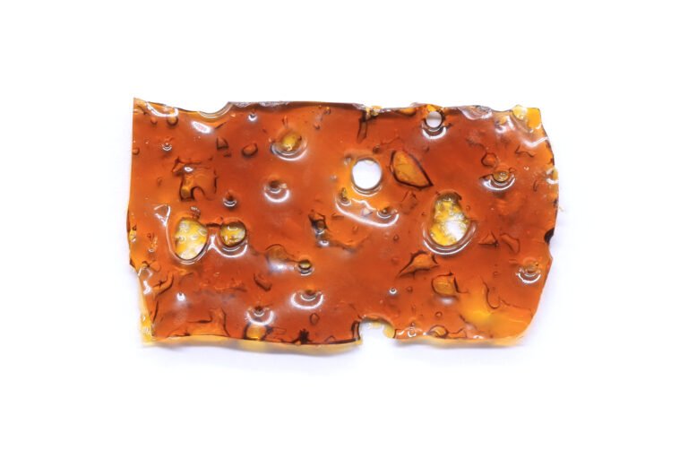 Island Sweet Skunk Strain Shatter - Sativa Dominant Hybrid Island Sweet Skunk Strain Shatter - Sativa Dominant Hybrid