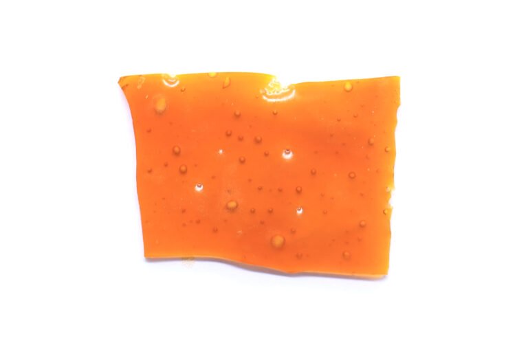 Lemon Cake Strain Shatter - Sativa Dominant Hybrid