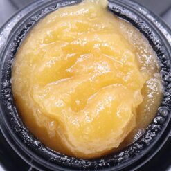 Golden Pineapple Strain Budder - Hybrid Golden Pineapple Strain Budder - Hybrid