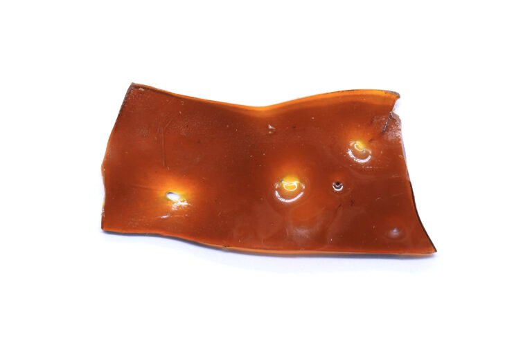 Snoop's Dream Strain Shatter - Indica Dominant Hybrid