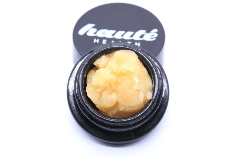 Banana Cake Strain Budder - Hybrid Banana Cake Strain Budder - Hybrid