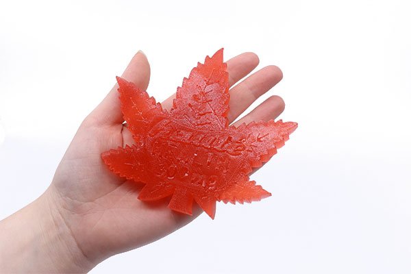 300mg Mini Giant THC Maple Leaf Gummy