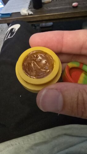 Golden Goat Strain Shatter - Sativa Dominant Hybrid